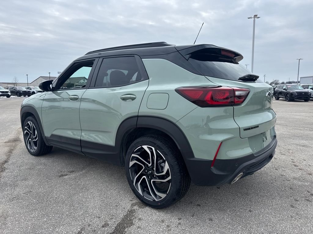 Used 2024 Chevrolet TrailBlazer RS w/ Convenience Package image 4