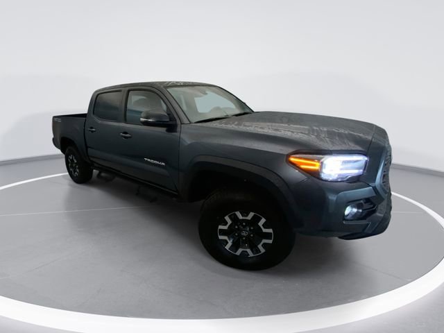 Used 2022 Toyota Tacoma TRD Off-Road w/ TRD Premium Off Road Package image 1