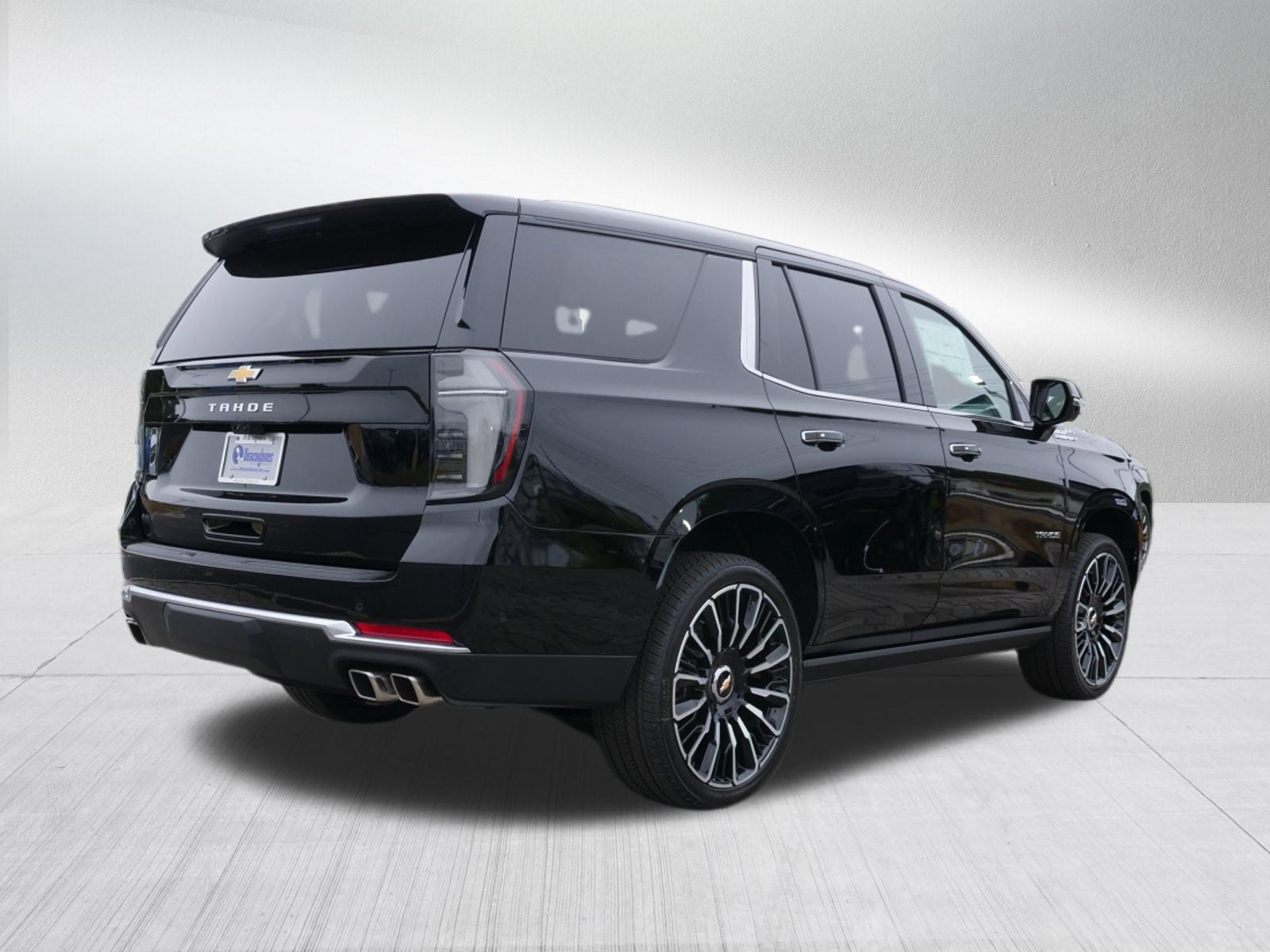 New 2025 Chevrolet Tahoe High Country image 3