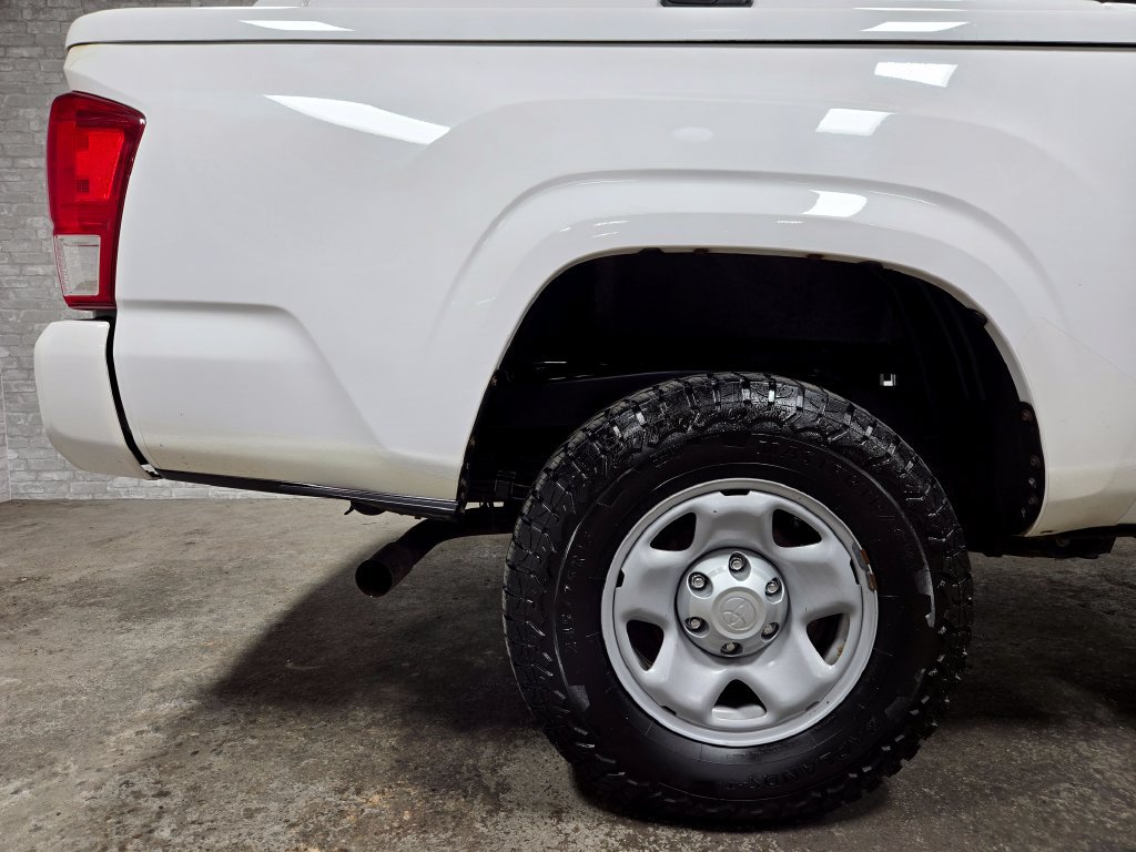 Used 2017 Toyota Tacoma SR RWD image 51