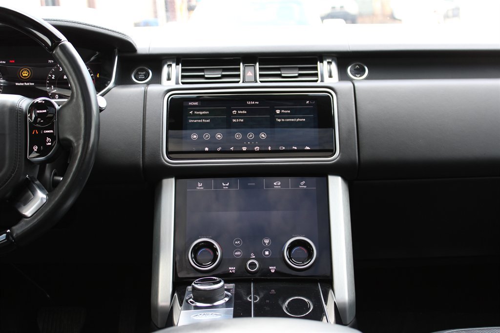 Used 2018 Land Rover Range Rover Supercharged image 18