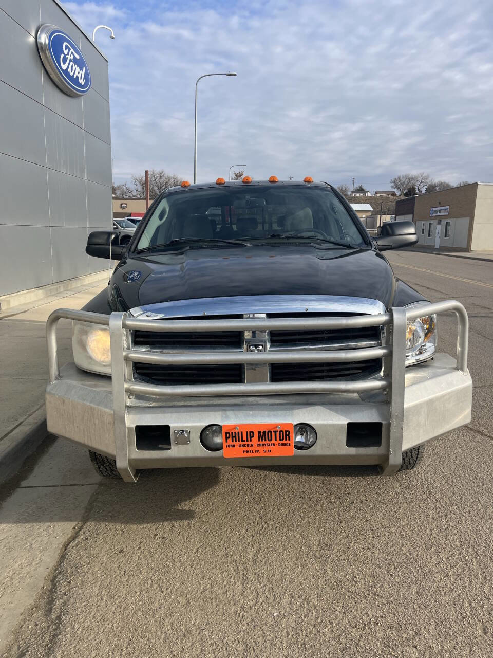 Used 2009 Dodge Ram 3500 Truck SLT w/ Popular Equipment Group image 2