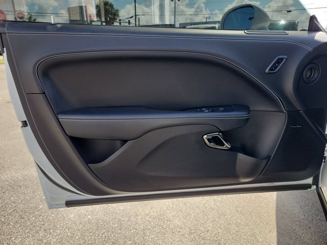 Used 2023 Dodge Challenger SRT Hellcat RWD image 16