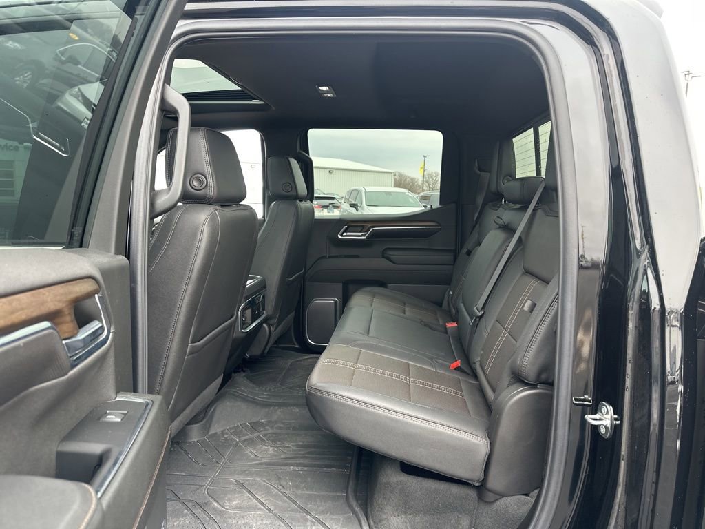 Used 2024 Chevrolet Silverado 1500 High Country image 27