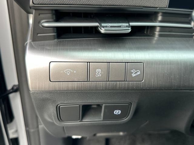 New 2026 Hyundai Kona SEL Premium AWD/4WD image 17