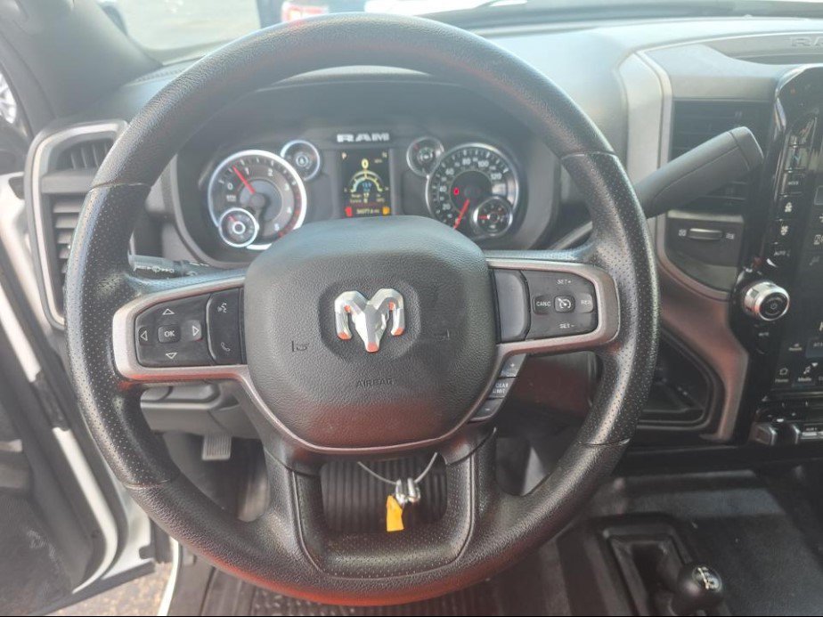 Used 2023 RAM 2500 Tradesman w/ Chrome Appearance Group AWD/4WD image 8