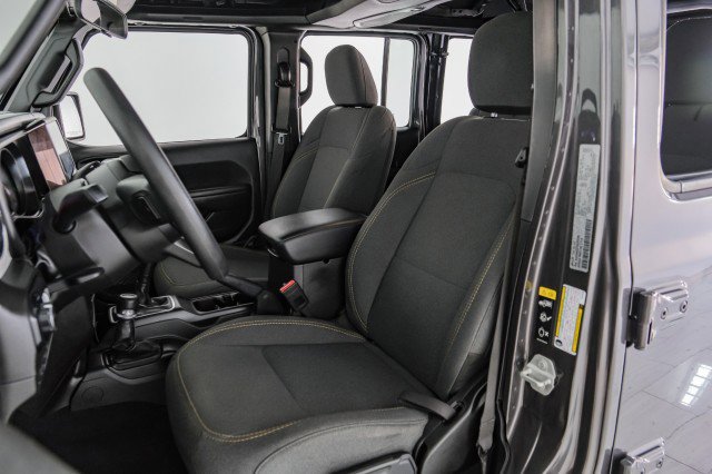 Used 2024 Jeep Wrangler Unlimited Sport image 25