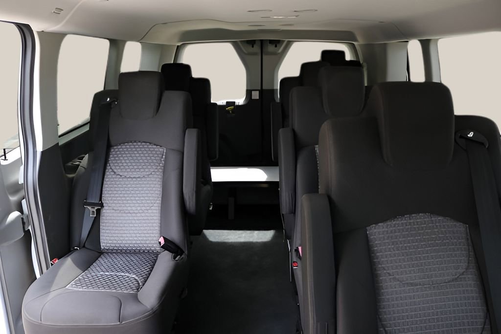 Used 2023 Ford Transit 350 XLT RWD image 18