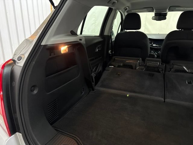 Used 2017 Chevrolet Trax LS FWD image 13