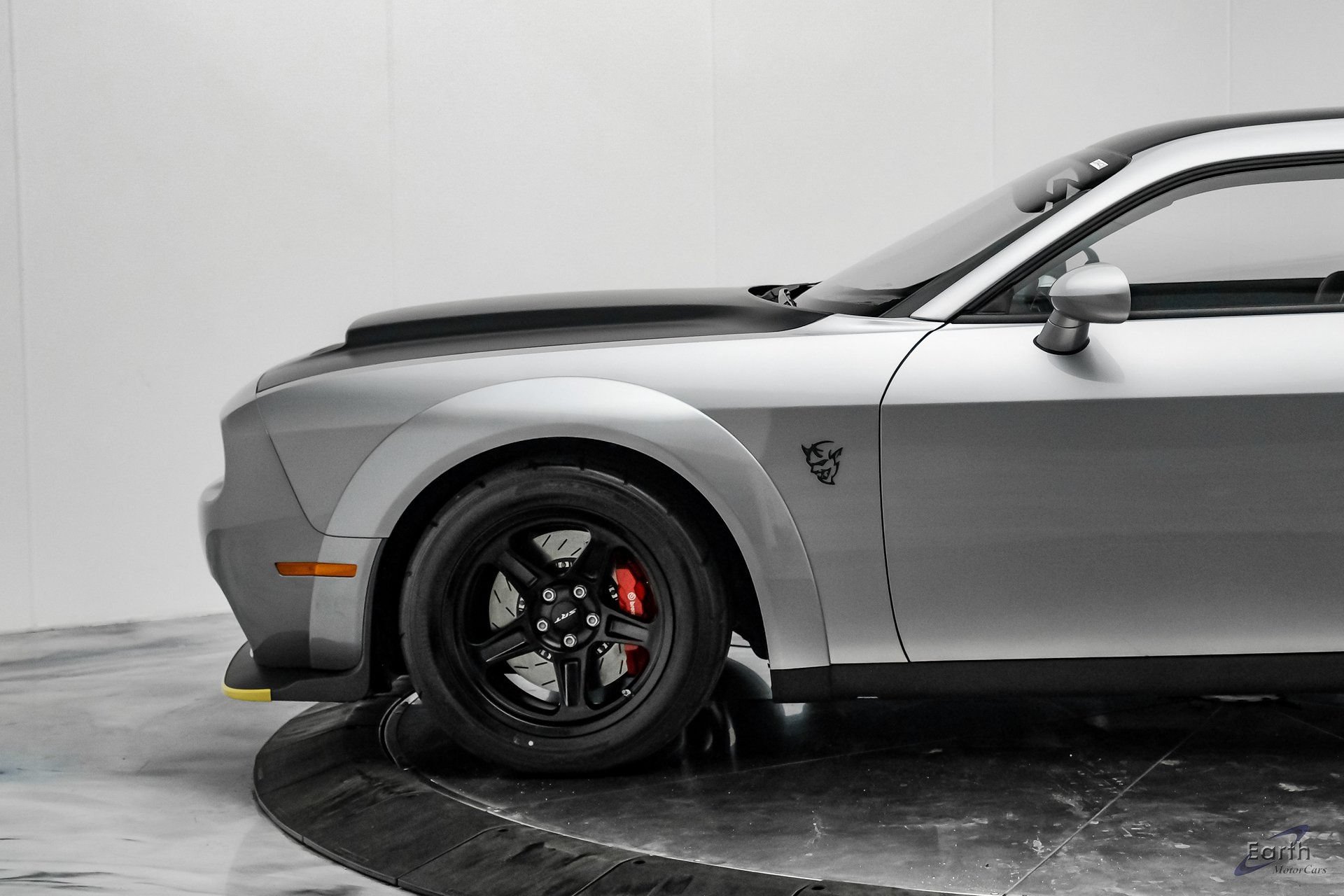 Used 2018 Dodge Challenger SRT Demon RWD image 9