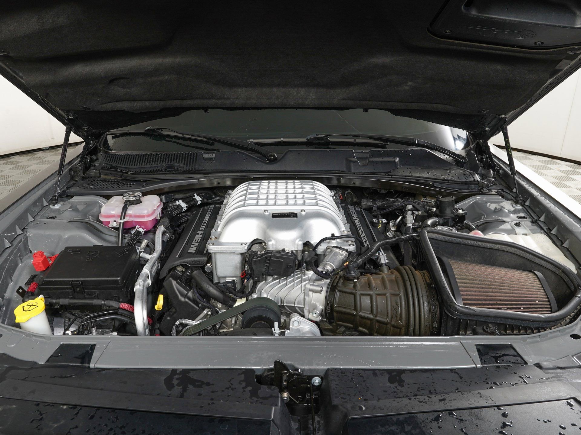 Used 2019 Dodge Challenger SRT Hellcat Redeye image 27