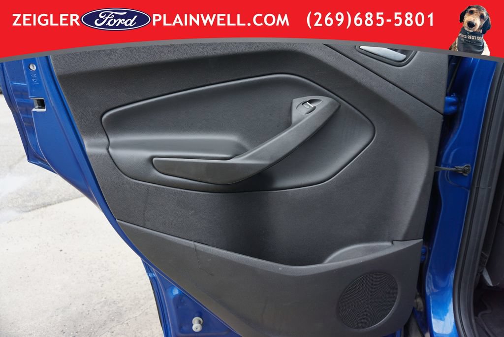 Used 2019 Ford Escape SE FWD image 16