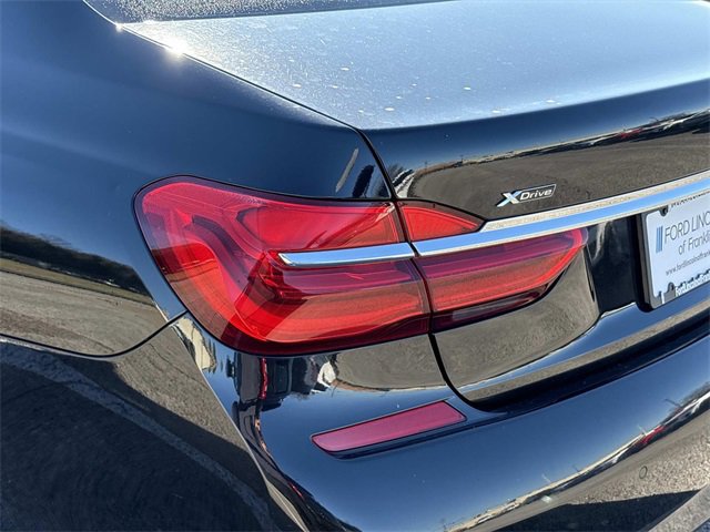Used 2019 BMW 740i xDrive image 11