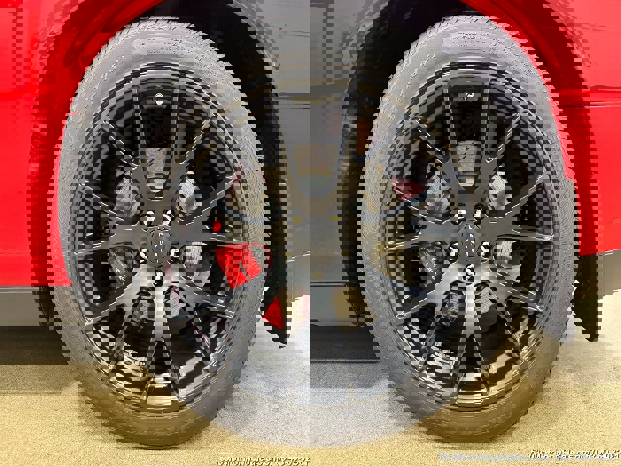 Used 2015 Dodge Challenger SRT Hellcat image 24