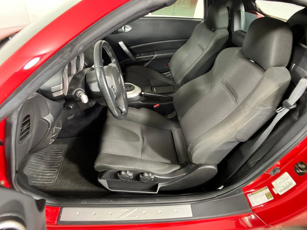 Used 2006 Nissan 350Z Enthusiast w/ (S02) Side Air Bags Pkg RWD image 29