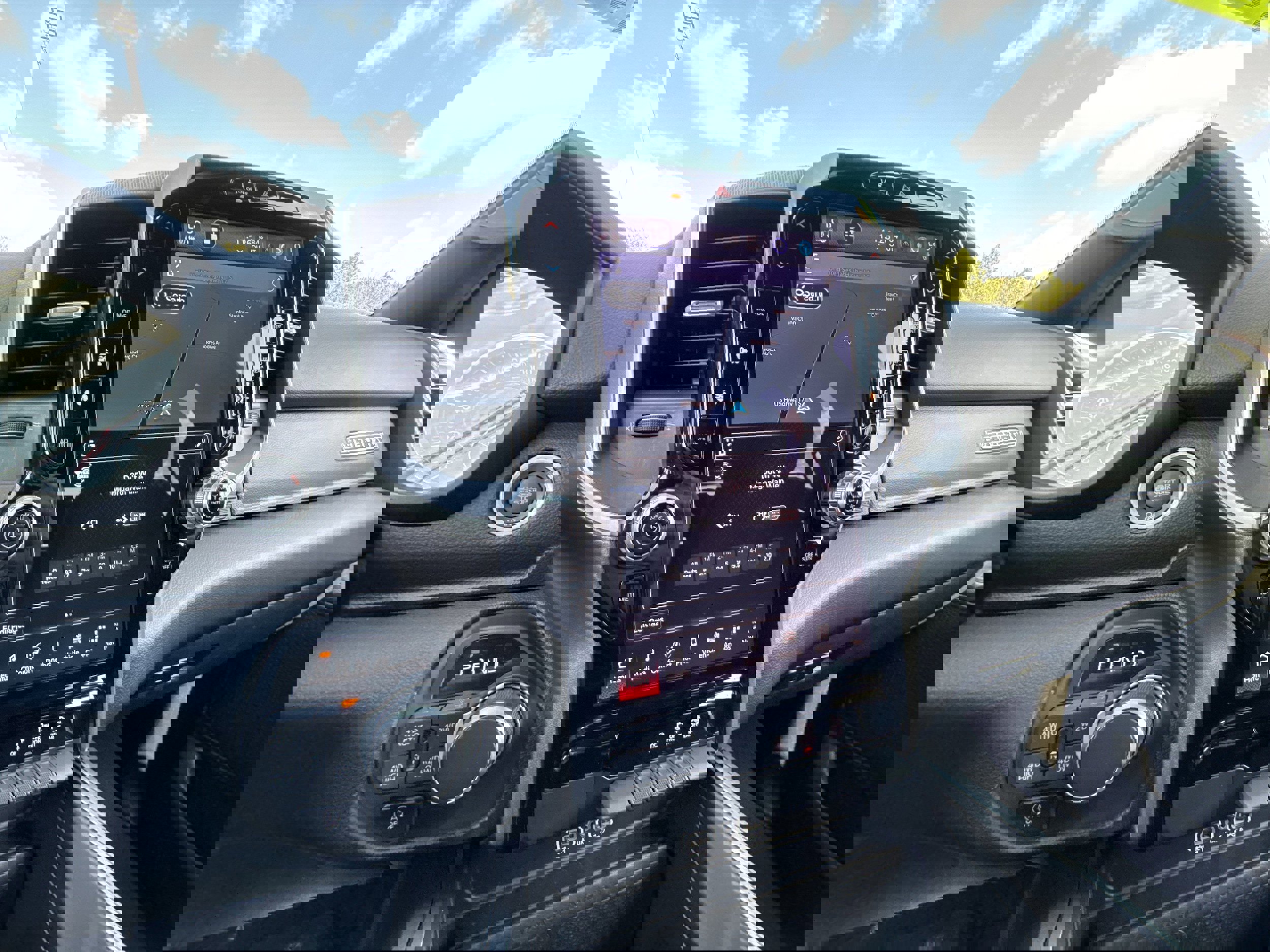 Used 2025 RAM 1500 Big Horn image 18