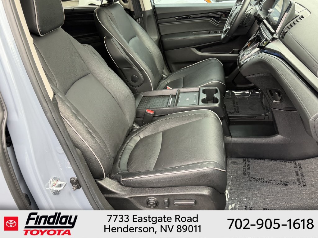 Used 2025 Honda Odyssey Touring image 12
