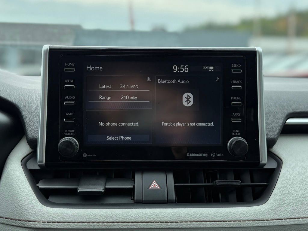 Used 2020 Toyota RAV4 XLE image 12