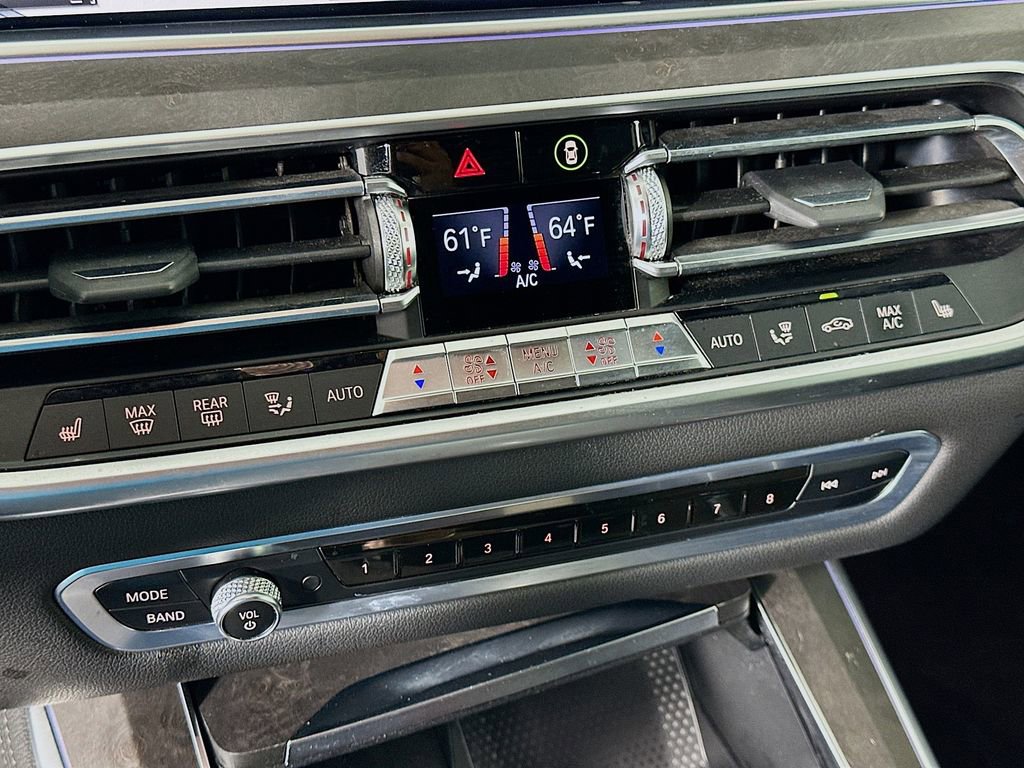 Used 2019 BMW X5 xDrive40i w/ M Sport Package image 16