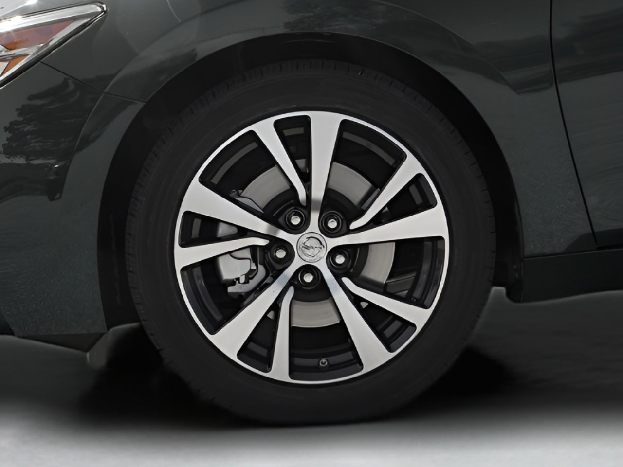 Used 2016 Nissan Maxima 3.5 SV image 14