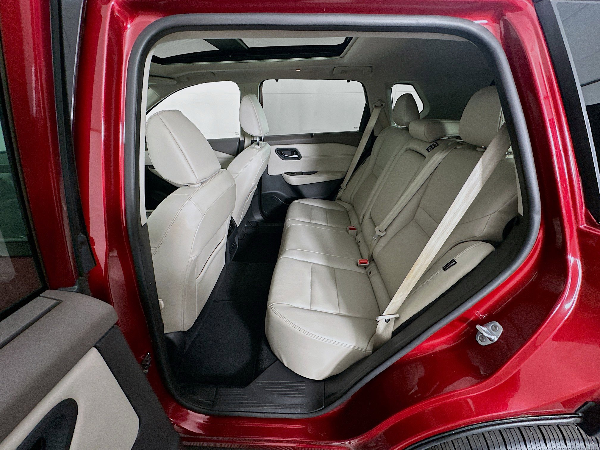 Used 2022 Nissan Rogue SL w/ SL Premium Package image 27