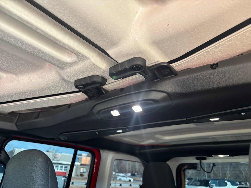 Used 2024 Jeep Wrangler Unlimited Rubicon image 22
