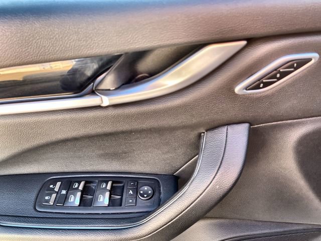 Used 2023 Maserati Levante Modena image 17