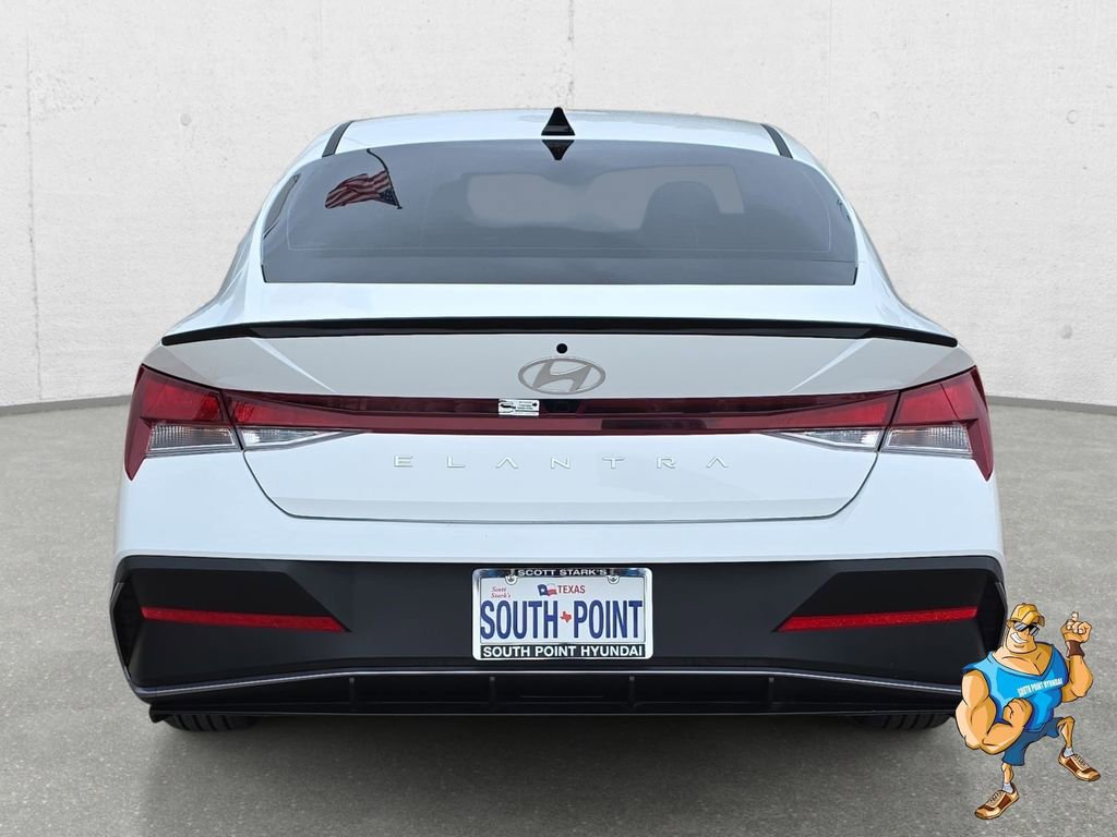Certified 2026 Hyundai Elantra Sport FWD image 6