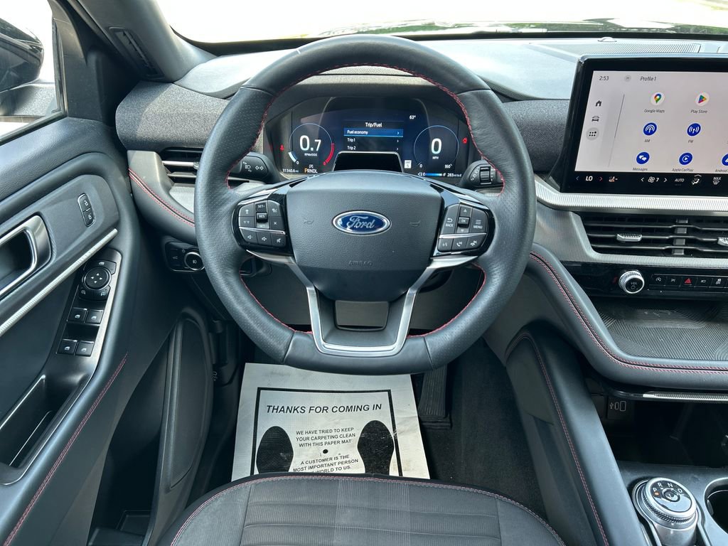 Used 2025 Ford Explorer ST-Line w/ ST-Line Street Pack AWD/4WD image 15