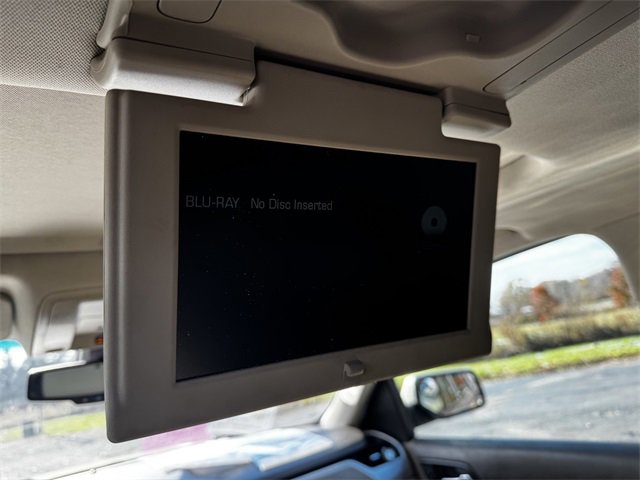 Used 2016 GMC Yukon XL SLT w/ Open Road Package image 25