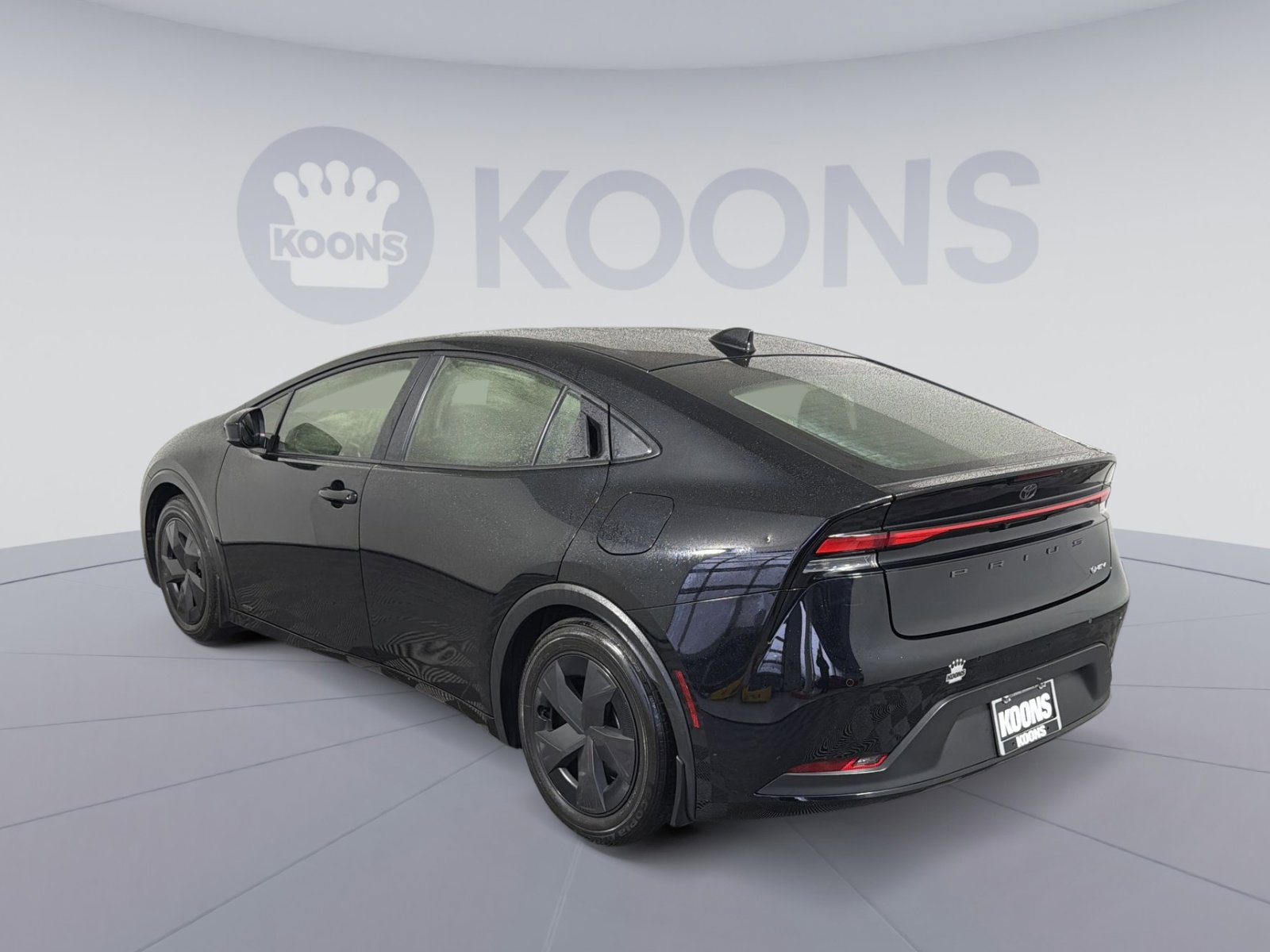 Used 2023 Toyota Prius LE image 4