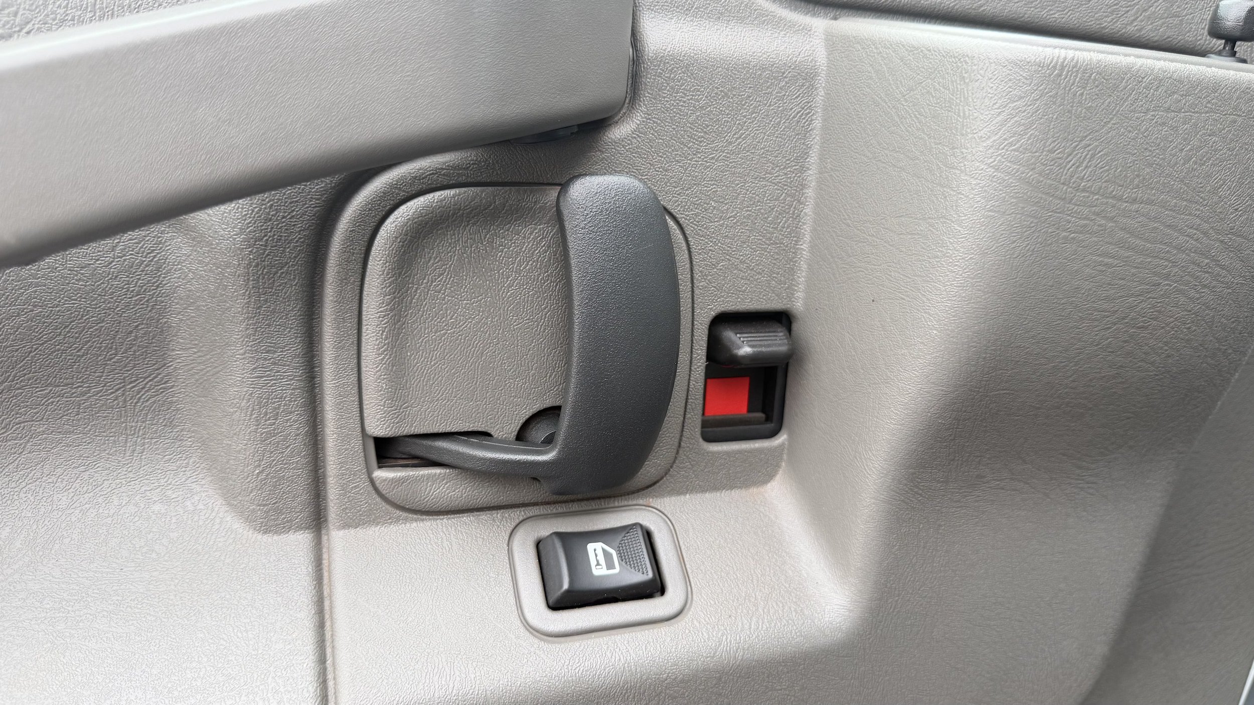 Used 2024 Chevrolet Express 3500 LS RWD image 25
