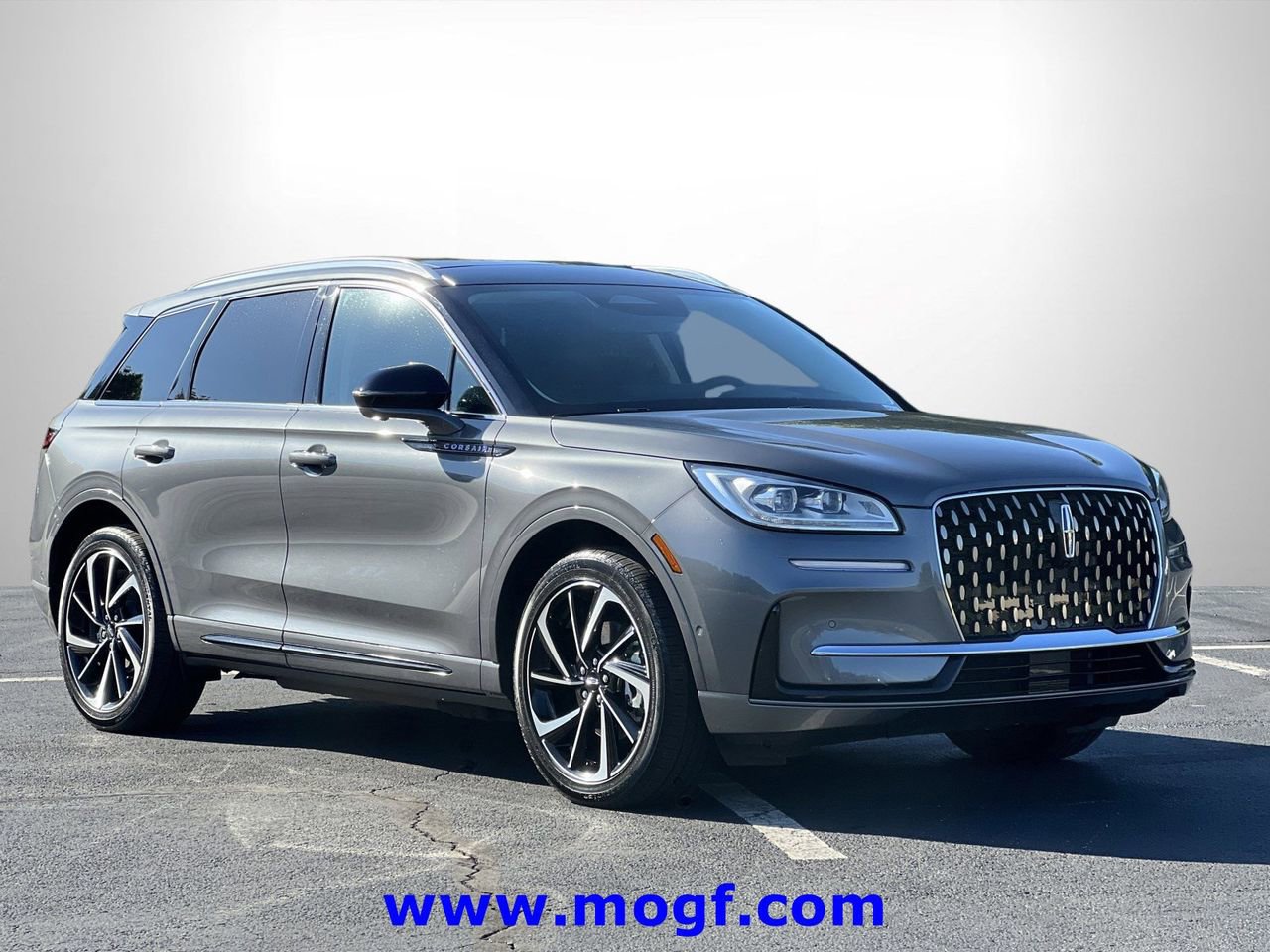 Used 2024 Lincoln Corsair Grand Touring w/ Equipment Group 302A AWD/4WD image 4