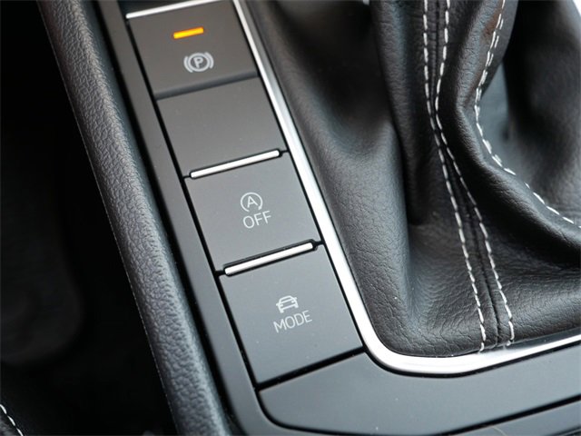 Certified 2024 Volkswagen Jetta SEL image 34