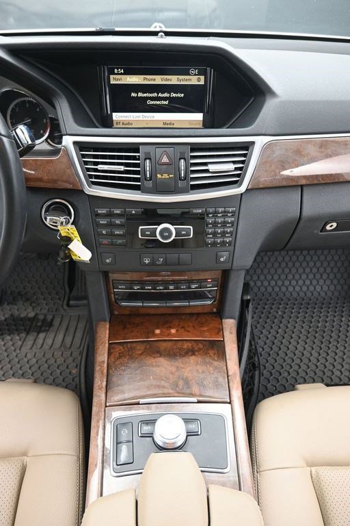 Used 2012 Mercedes-Benz E 350 BlueTEC Sedan image 13
