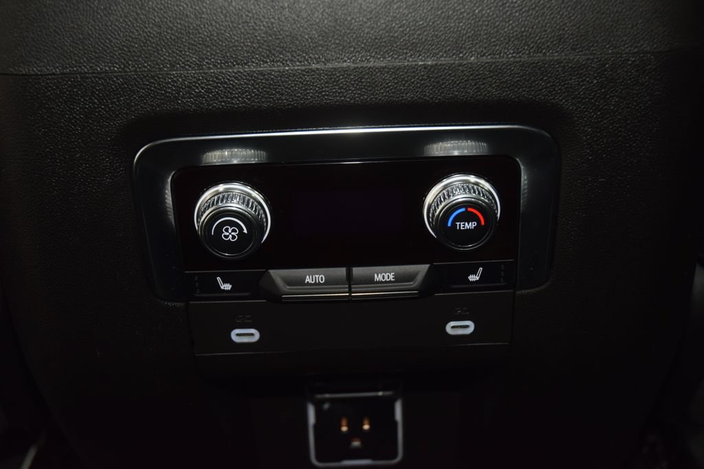 Used 2024 GMC Yukon Denali w/ Max Trailering Package AWD/4WD image 46