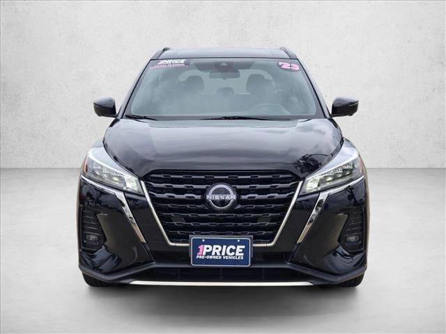 Used 2023 Nissan Kicks SR FWD image 2