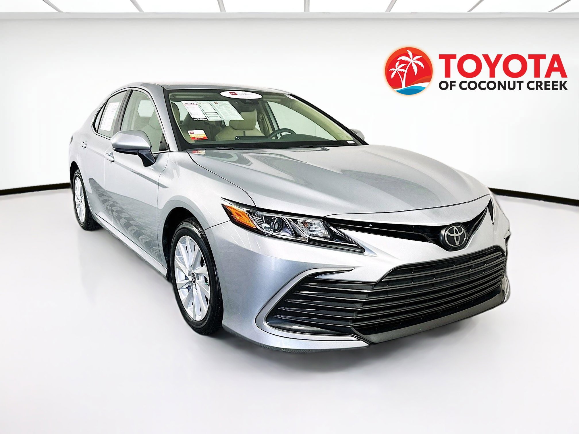 Used 2024 Toyota Camry LE FWD image 1