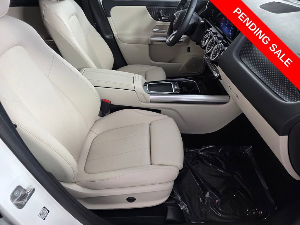 Certified 2025 Mercedes-Benz GLA 250 image 29