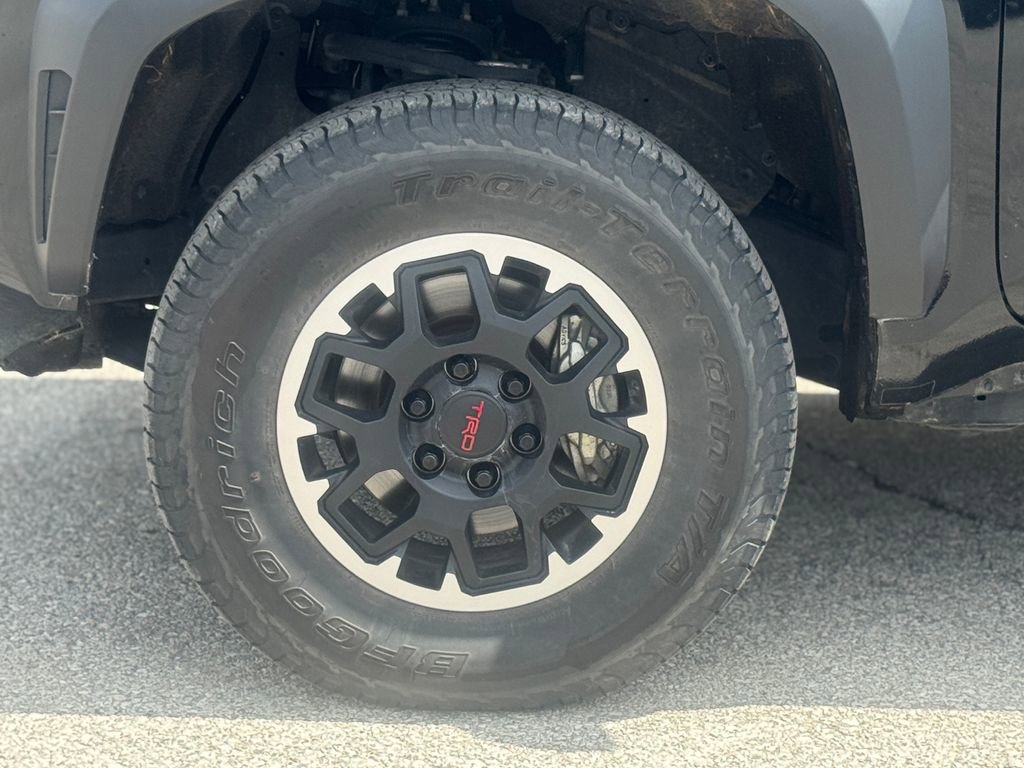 Used 2024 Toyota Tacoma TRD Off-Road AWD/4WD image 35