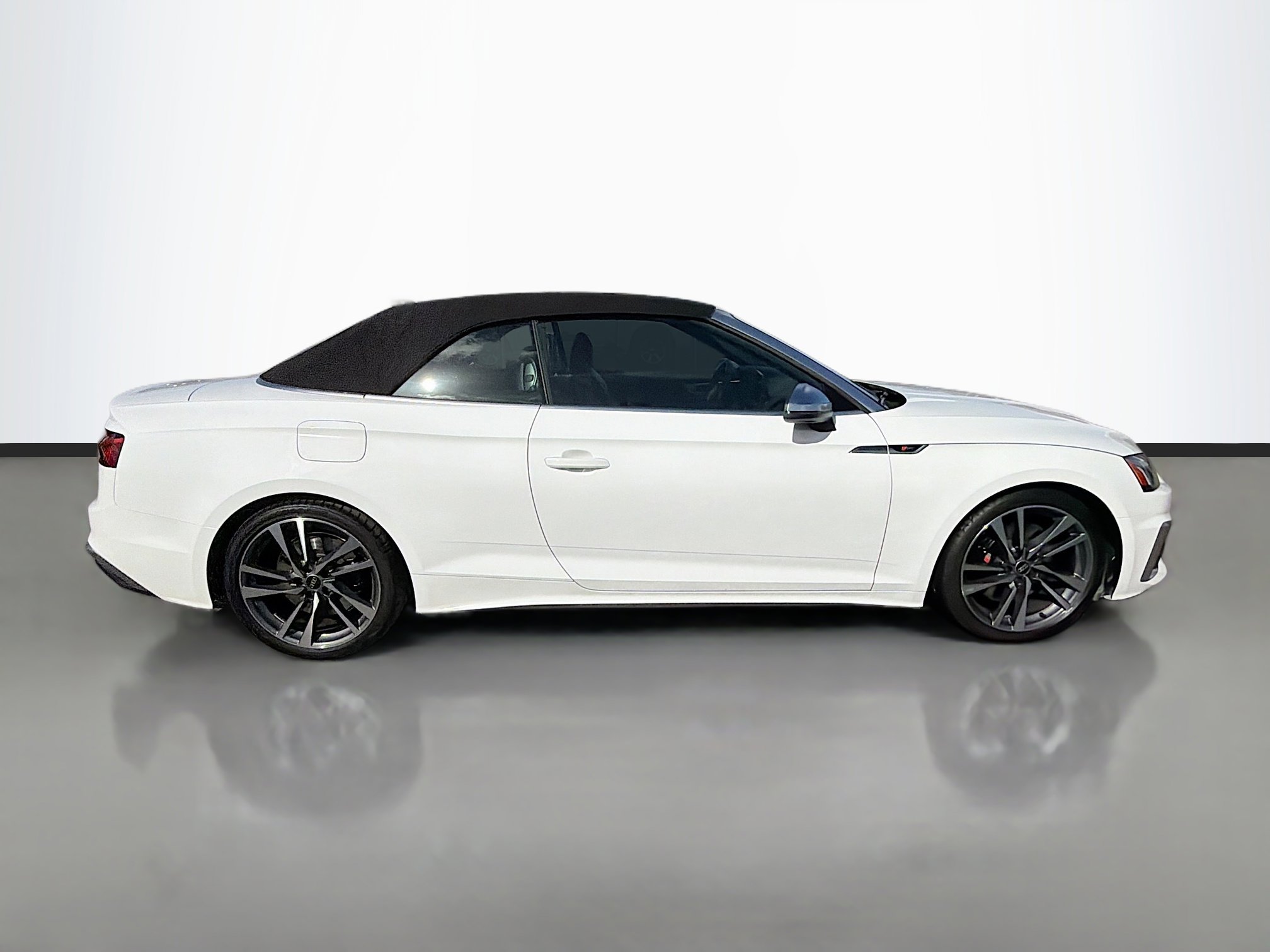 Used 2023 Audi S5 Premium Plus w/ Premium Plus Package image 2