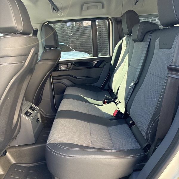 Used 2024 INEOS Grenadier AWD/4WD image 29