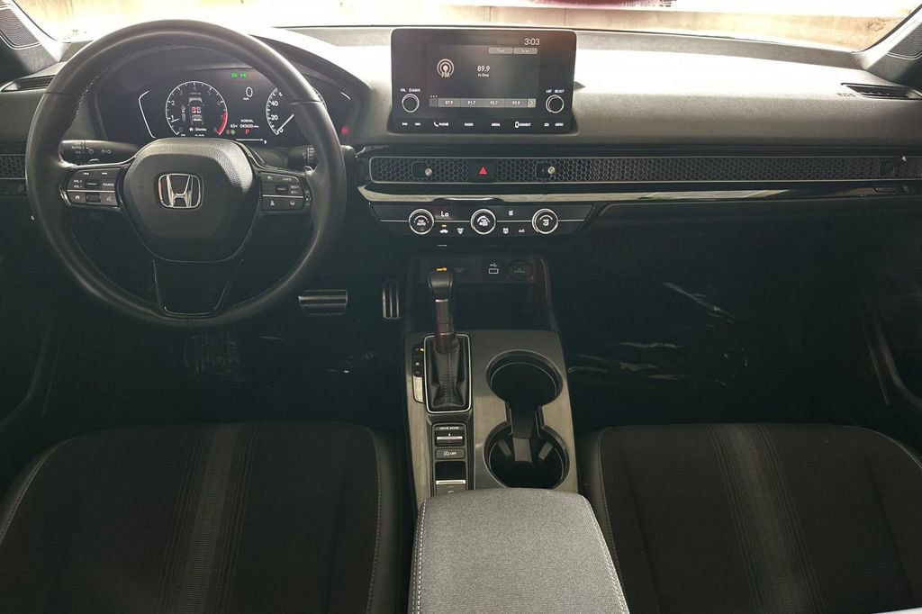 Used 2023 Honda Civic Sport image 16