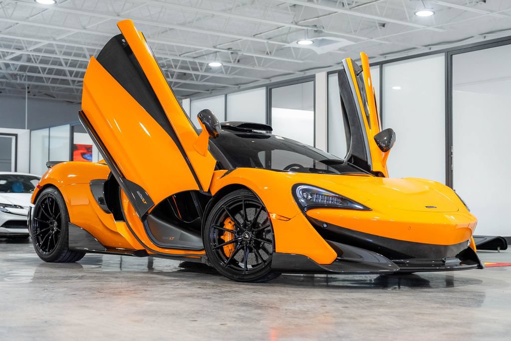 Used 2019 McLaren 600LT RWD image 5