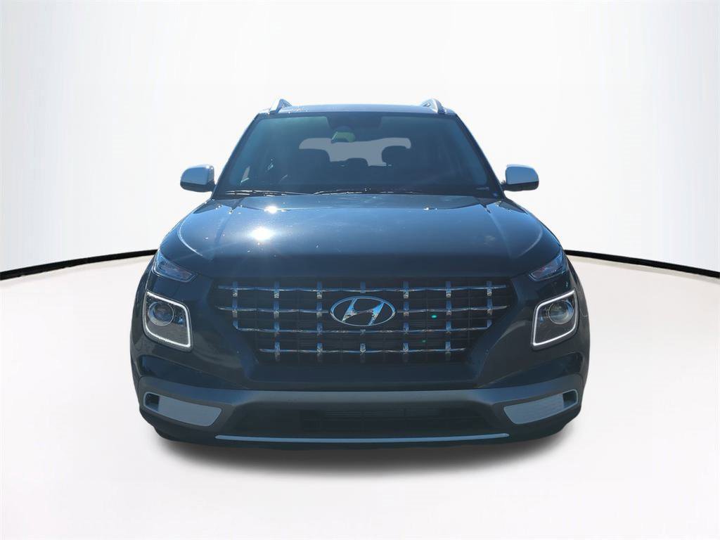 New 2025 Hyundai Venue Limited image 3