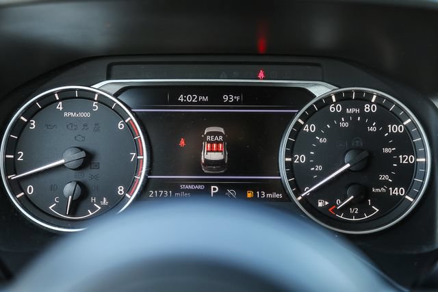 Used 2024 Nissan Rogue SV w/ SV Premium Package FWD image 27