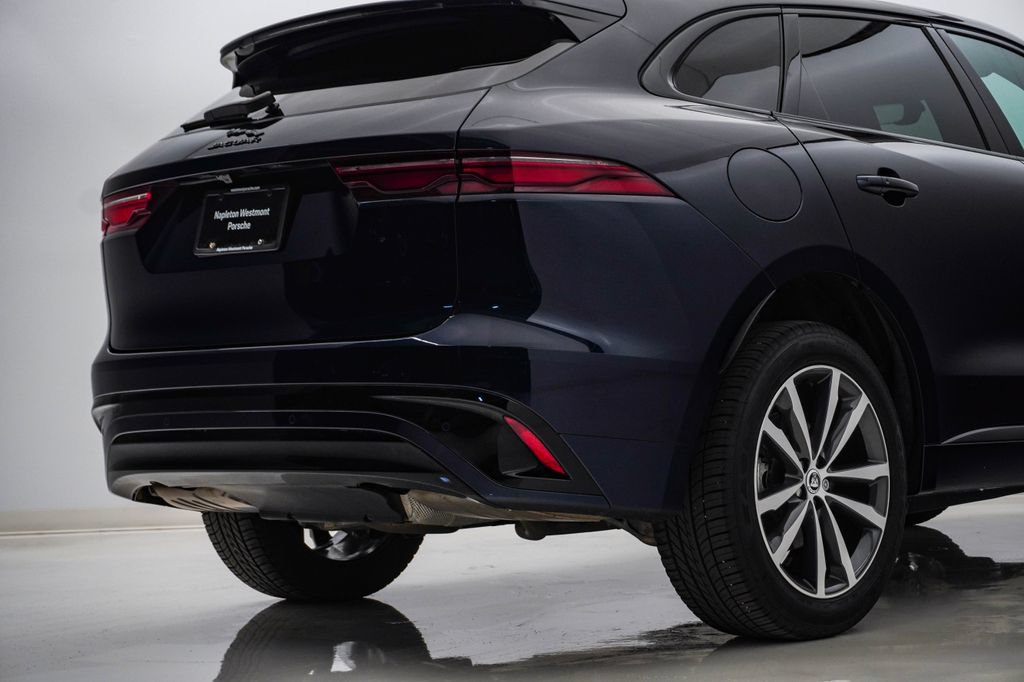 Used 2024 Jaguar F-PACE R-Dynamic S AWD/4WD image 11