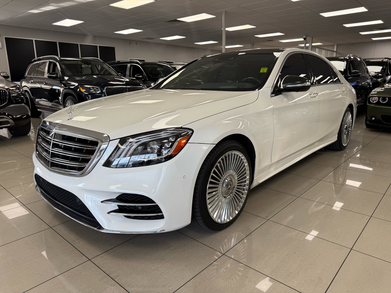 Used 2019 Mercedes-Benz S 450 Sedan w/ AMG Line Exterior image 8