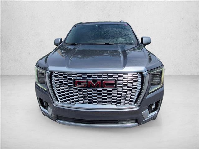 Used 2021 GMC Yukon Denali w/ Denali Premium Package AWD/4WD image 2