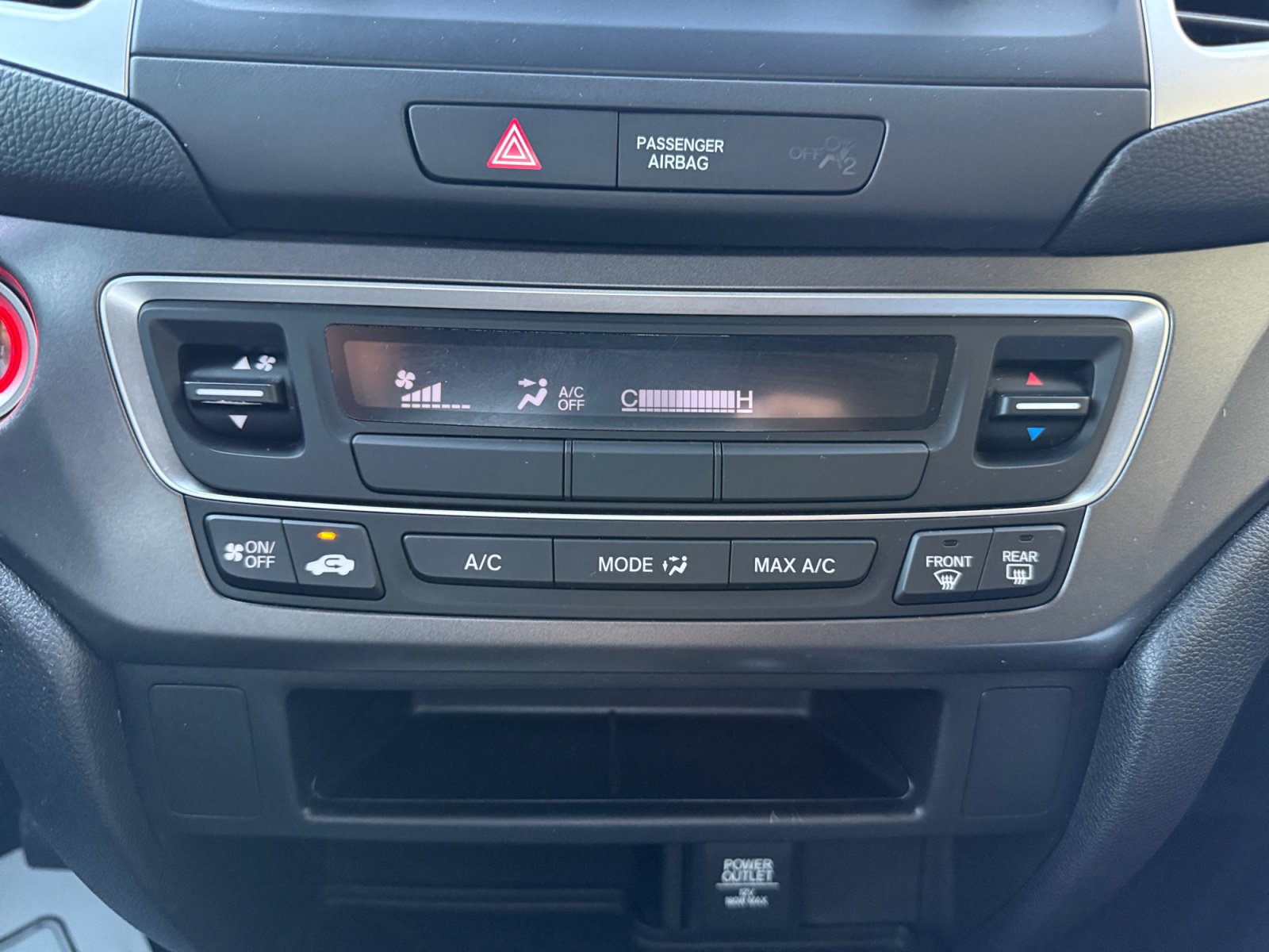 Used 2017 Honda Ridgeline RT image 11